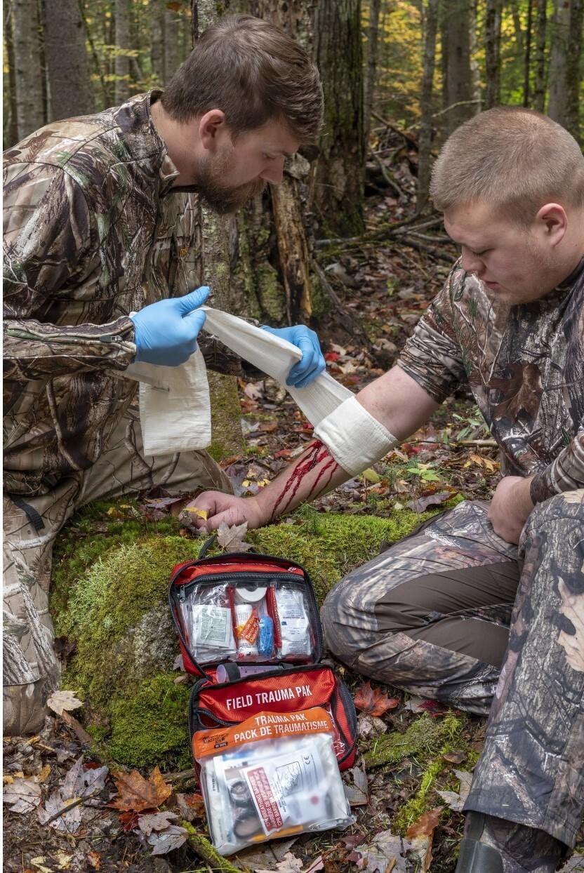  Adventure Medical Kits Sportmans 300 Medical Kit 0105-0300