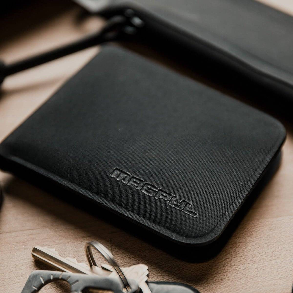  Magpul DAKA Bifold Wallet