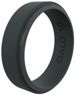  Qalo Men's Slate Grey Step Edge Narrow Polished Ring QS9-MNG