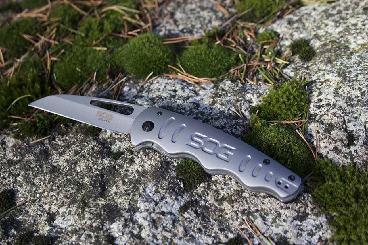  SOG Escape FL Folding Knife