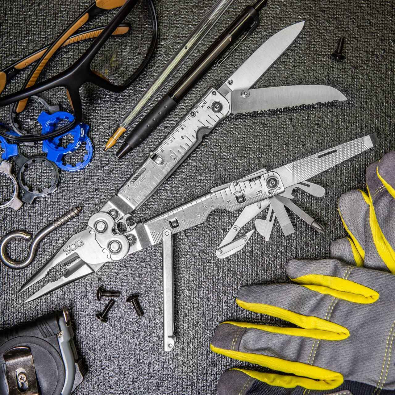  SOG PowerAssist Satin Multi-Tool