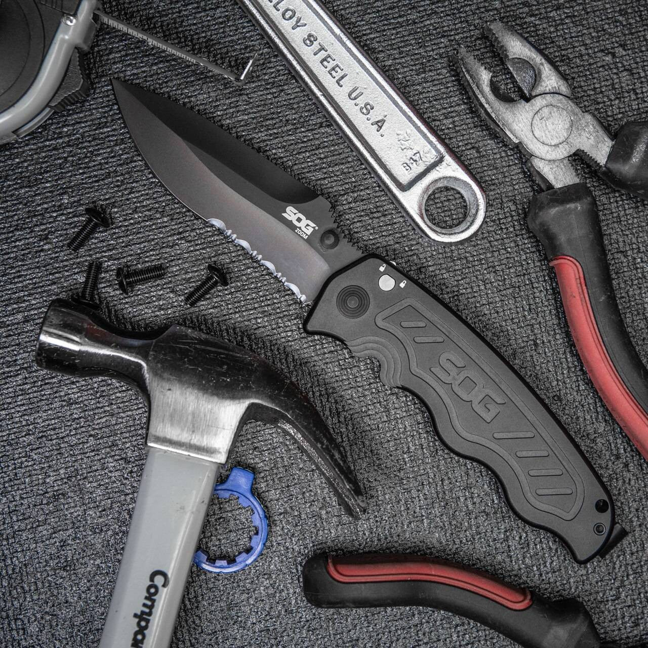  SOG Zoom Serrated Black TiNi Folding Knife