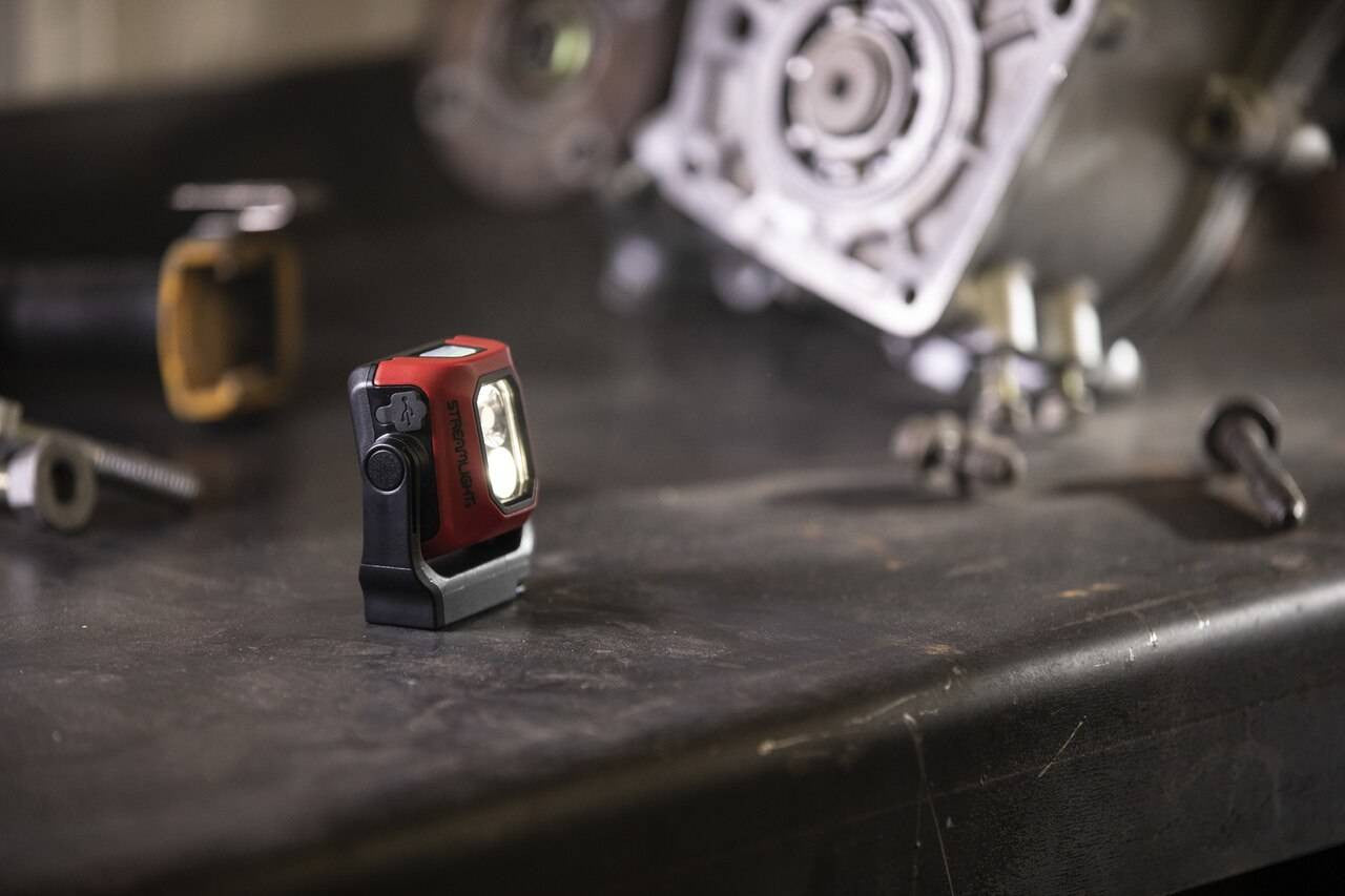  Streamlight Syclone Ultra-Compact USB Rechargeable Work Light