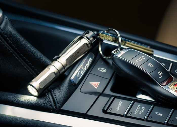  SureFire TITAN PLUS 300 Lumen Multi-Stage Keychain Light