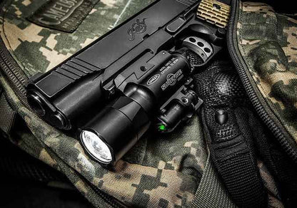  SureFire X400 Ultra Tactical WeaponLight With Green Laser